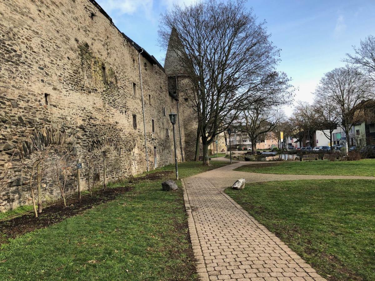 Ferienwohnung "Am Ochsentor" Andernach Exterior photo